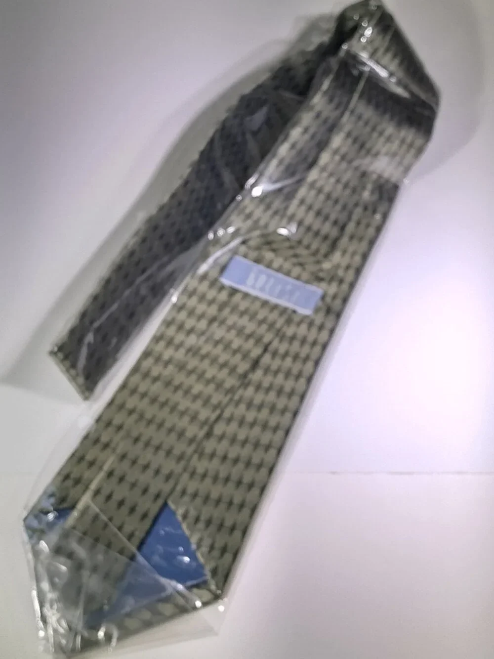 Belisi Men's Olive Green Geometric Pattern Necktie NWT